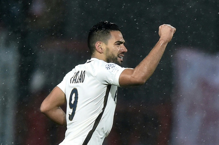 Falcao strikes again as Monaco go top in France