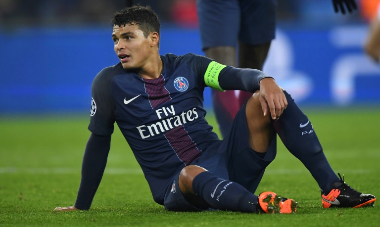 Ligue des champions : Paris manque le coche, Naples et Benfica qualifiés