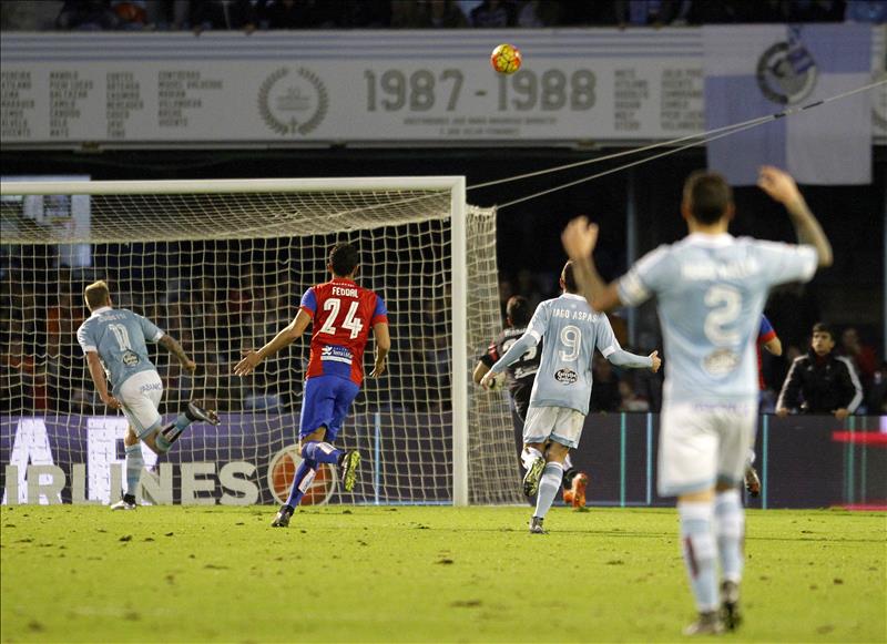 Balaídos estrenará césped ante el Sevilla