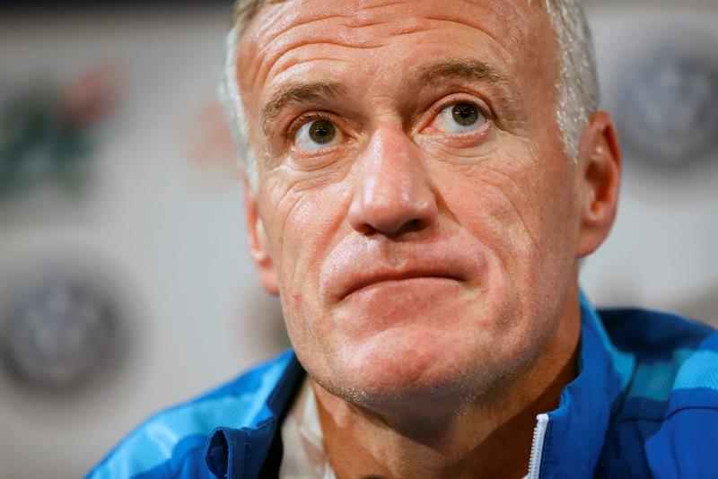 Deschamps cita a Varane, Umtiti y Digne para los dos próximos partidos de Francia